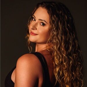 Meet your Posher, Tiffany